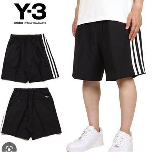 Y-3 Chi Elegant 3 Stp Shorts